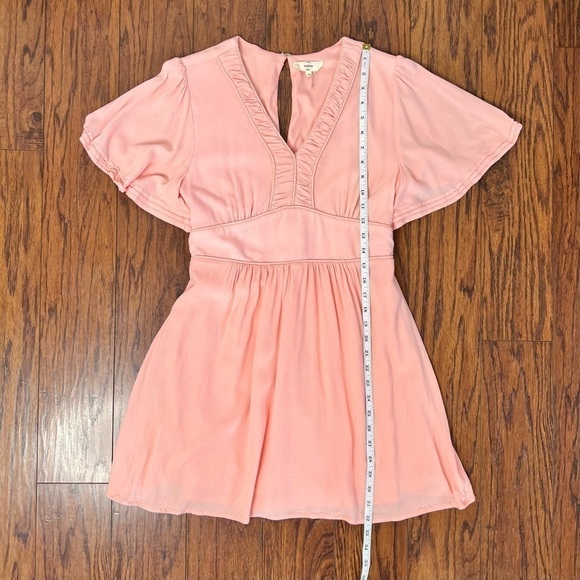 Entro Enchanting Light Pink Empire Waist Flutter Sleeve Babydoll Dress Sz Medium - Picture 16 of 17